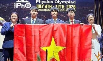 Lần đầu Việt Nam có 2 học sinh đạt điểm tuyệt đối tại Olympic Vật lý quốc tế