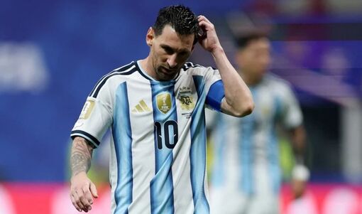 Vì sao Messi hay đá hỏng phạt đền?