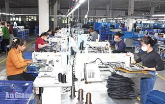 Kiến tạo động lực tăng trưởng mới