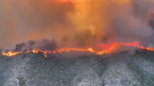 Cháy rừng lan rộng tại châu Âu