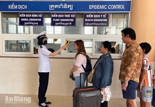 Xây dựng “lá chắn y tế” vùng biên