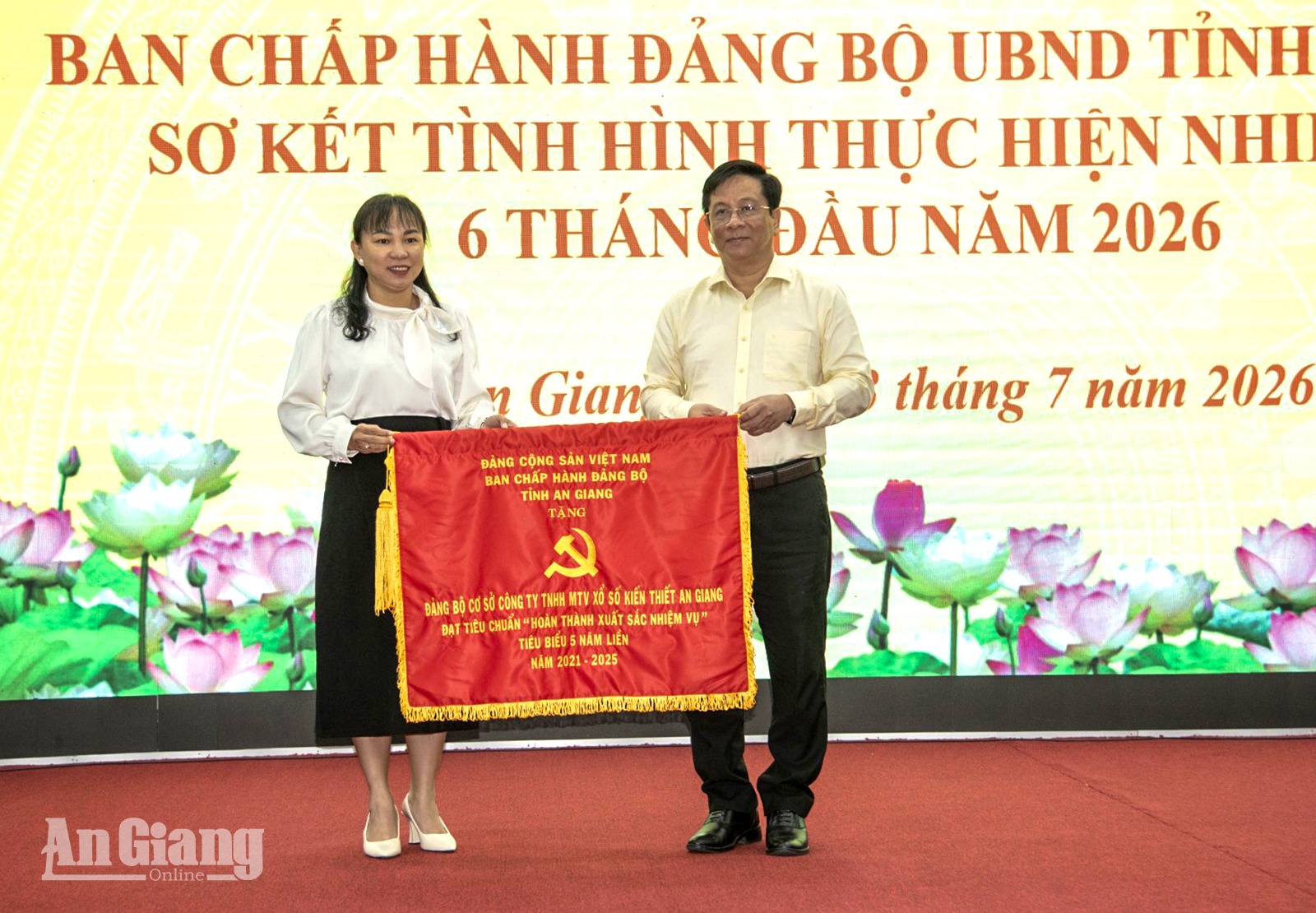 Chủ tịch UBND tỉnh An Giang Hồ Văn Mừng: Không đạt chỉ tiêu phát triển đảng viên, bí thư cấp ủy không được xếp loại xuất sắc