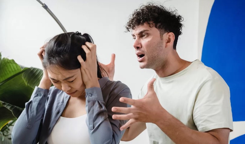 Khoa học lần đầu giải mã vì sao ta bỗng ghét người từng rất thân