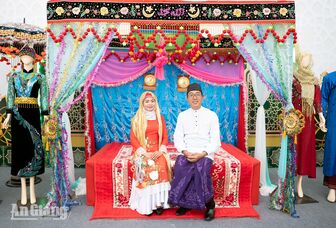 Độc đáo lễ cưới của người Chăm Islam