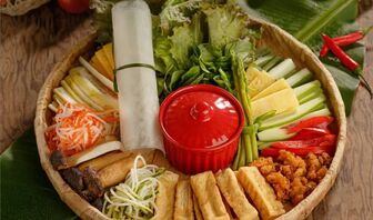 Nơi này ở Việt Nam được ca ngợi có "nền ẩm thực chay cầu kỳ nhất thế giới"