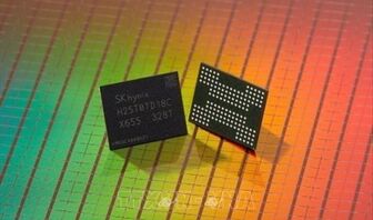 "Lạm phát chip" thổi giá thiết bị điện tử toàn cầu