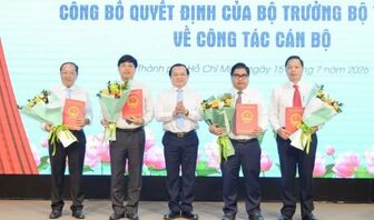 Chờ kết quả xét tuyển đại học, thí sinh có được nhập học cao đẳng?