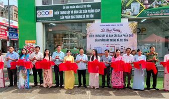 Tri Tôn giới thiệu hơn 50 sản phẩm OCOP và đặc sản vùng Bảy Núi