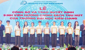 Nhiều chính sách hỗ trợ người học