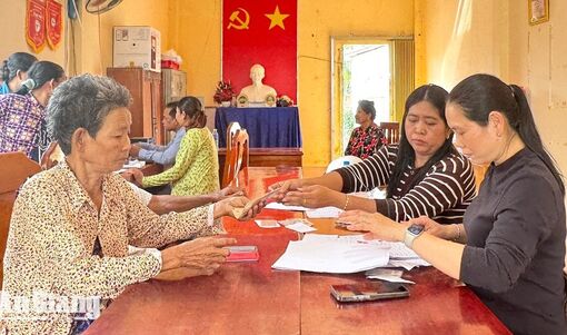 Nghĩa tình trên vùng căn cứ cách mạng
