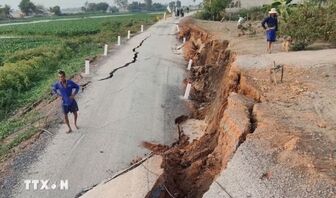 Tây Ninh công bố tình huống khẩn cấp tại hai khu vực sạt lở nghiêm trọng