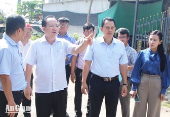 Phó Chủ tịch Thường trực UBND tỉnh An Giang yêu cầu đẩy nhanh tiến độ 2 dự án