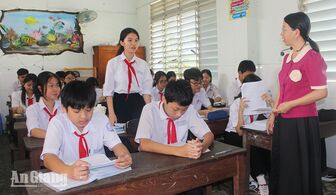 Thủ tướng chỉ đạo sắp xếp mạng lưới trường học công lập, giảm khoảng 30% đầu mối