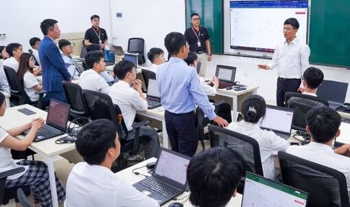 Đa lợi ích từ hợp tác “3 nhà” ở đại học