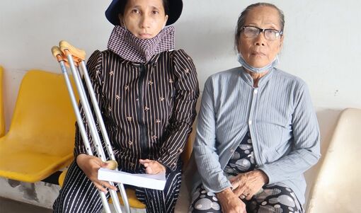 Cùng nhau vượt qua khó khăn