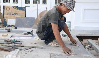 Nhọc nhằn nghề thợ hồ