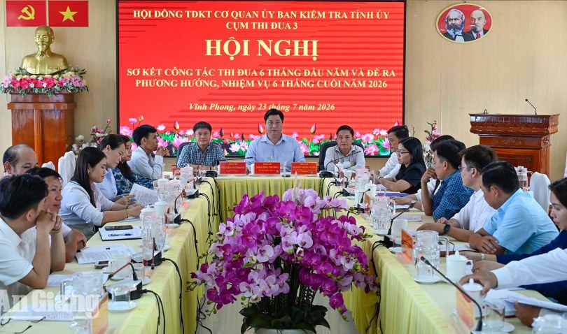 Cụm thi đua 3 kỷ luật, tham mưu kỷ luật 6 đảng viên