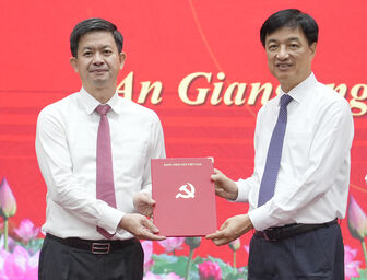 Đồng chí Lê Quang Tùng giữ chức Bí thư Tỉnh ủy An Giang