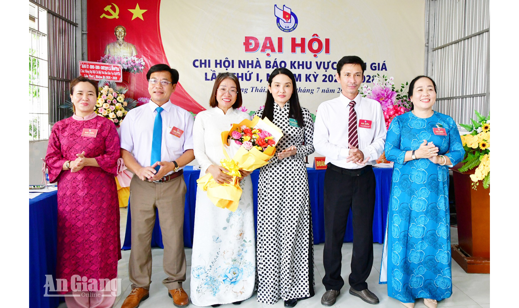 Kiện toàn nhân sự Chi hội Nhà báo khu vực Rạch Giá