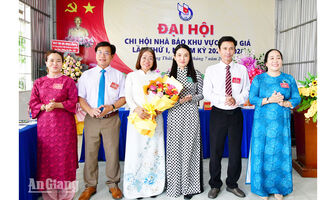 Kiện toàn nhân sự Chi hội Nhà báo khu vực Rạch Giá