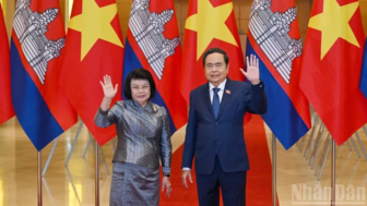 Chủ tịch Quốc hội Trần Thanh Mẫn hội đàm với Chủ tịch Quốc hội Campuchia Khuon Sudary