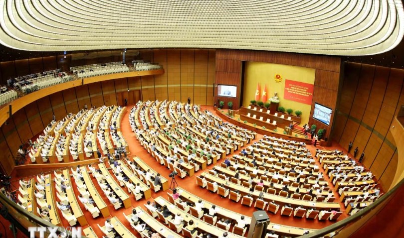 Nhà nước điều tiết, kiểm soát và quyết định giá đất
