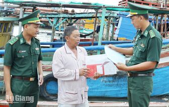 Quản lý chặt tàu cá