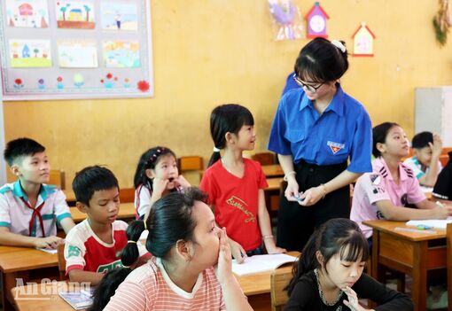 Lớp học tiếng Anh miễn phí cho thiếu nhi dịp hè