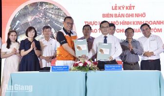 Hợp tác triển khai mô hình nuôi tôm đạt chuẩn ASC tại An Giang