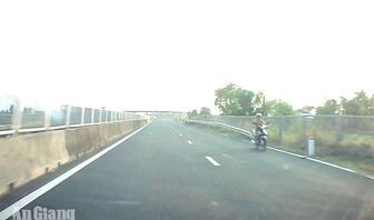 Hiểm họa từ xe gắn máy trên tuyến Lộ Tẻ - Rạch Sỏi