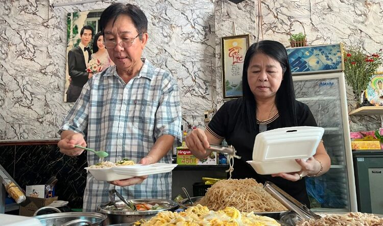 Chuyện tử tế ở Cần Thơ: Quán mì 0 đồng nhưng lại có đến 7 món khác mì