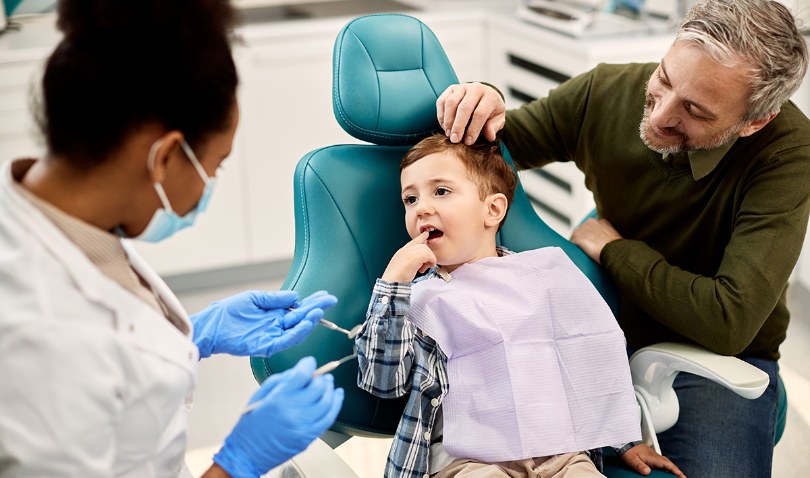 Nghiên cứu mới: Dung dịch bôi vài giây giúp chặn sâu răng ở trẻ