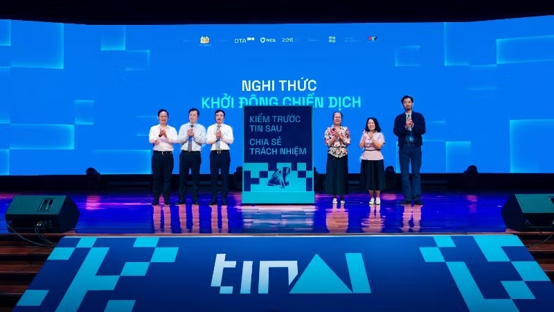 Xây dựng phản xạ kiểm chứng thông tin trong kỷ nguyên AI