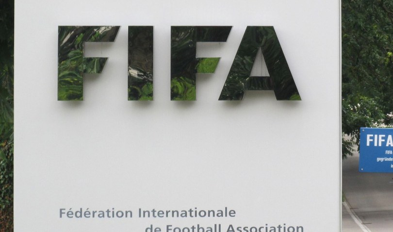 FIFA tuyên bố không từ bỏ kế hoạch bán cổ phần giữa làn sóng phản đối