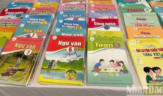 Bảo đảm các điều kiện triển khai thống nhất một bộ sách giáo khoa