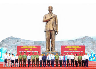Phó Thủ tướng Thường trực Phạm Gia Túc: Xây dựng Phú Quốc an toàn, văn minh, sẵn sàng cho APEC 2027