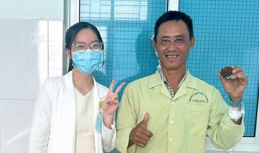 Bệnh viện đa khoa Vĩnh Long phẫu thuật thành công ca sỏi niệu quản hiếm gặp