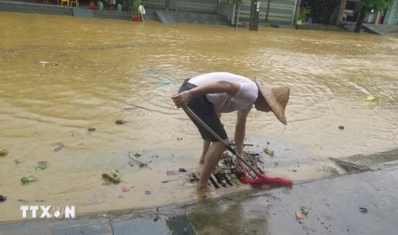 Thời tiết ngày 4/8: Bắc Bộ và Bắc Trung Bộ mưa rất to, cục bộ có nơi trên 200mm