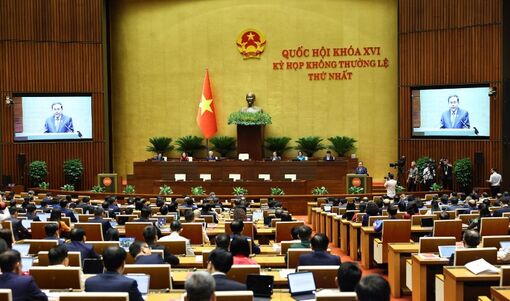 Ngày 4/8, Quốc hội thảo luận hai dự án luật liên quan đến lĩnh vực Quốc phòng