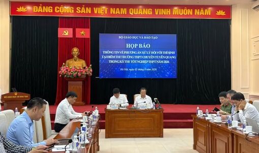 Vụ trường chuyên Tuyên Quang: Hủy kết quả, tổ chức thi lại tất cả các môn