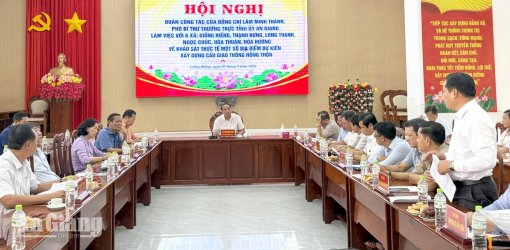 Phó Bí thư Thường trực Tỉnh ủy An Giang yêu cầu bảo đảm chất lượng cầu giao thông nông thôn