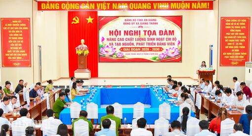 Xã Giang Thành tìm giải pháp nâng chất sinh hoạt chi bộ, phát triển đảng viên