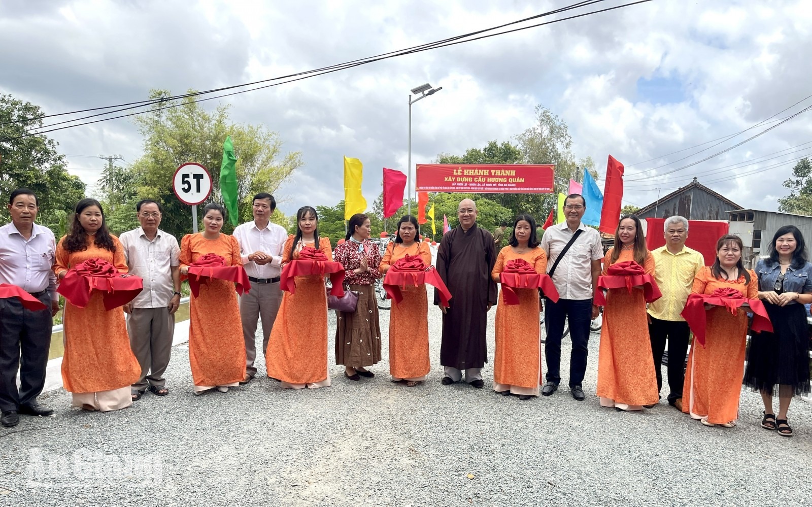 Xã Nhơn Mỹ khánh thành cầu Hương Quản