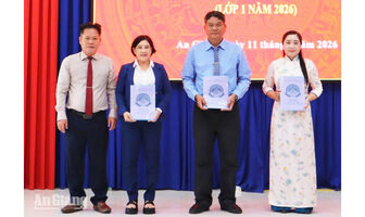 An Giang bồi dưỡng kỹ năng lãnh đạo, quản lý cho 70 công chức cấp xã