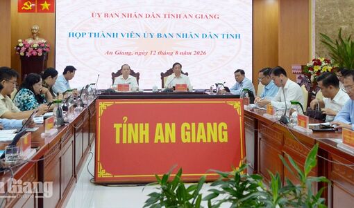 Chủ tịch UBND tỉnh An Giang Hồ Văn Mừng chỉ đạo tháo gỡ vướng mắc các nhiệm vụ trọng tâm