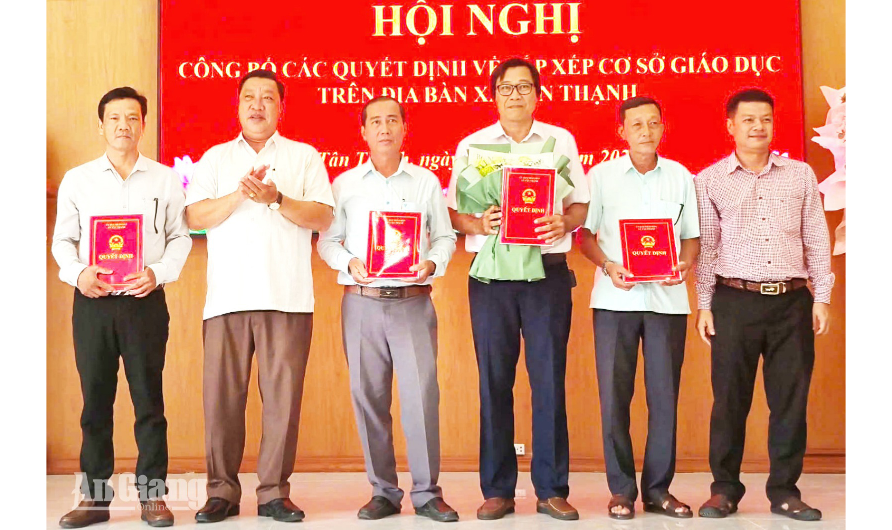 Xã Tân Thạnh giảm từ 8 còn 4 trường học