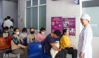 Chuyên mục Dân số và Phát triển: 
Hành trình làm mẹ an toàn và bước chuyển trong chăm sóc sức khỏe sinh sản thế hệ trẻ An Giang