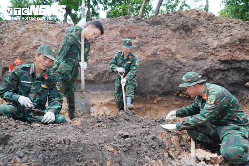 Thêm 6 hài cốt liệt sĩ được tìm thấy tại Công viên Lê Thị Riêng