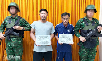 Bắt đối tượng tổ chức cho người khác xuất cảnh trái phép