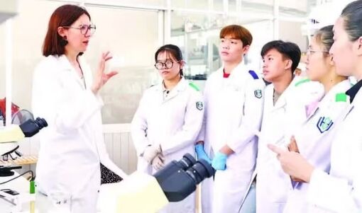 Đổi mới hoạt động khoa học, công nghệ trong giáo dục đại học